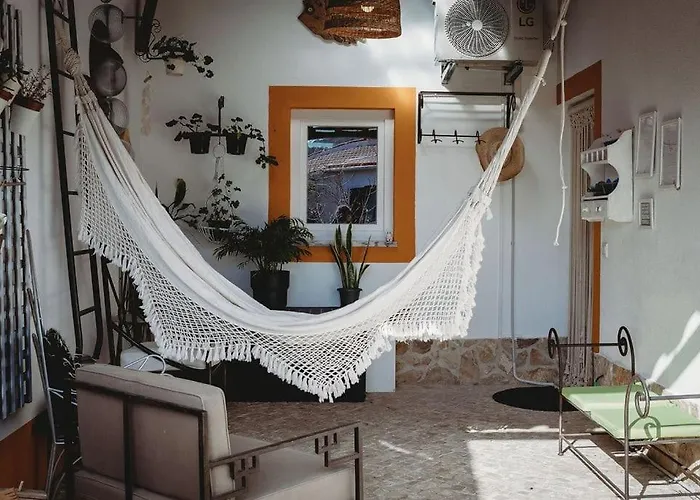 Nyaraló Art & History House In